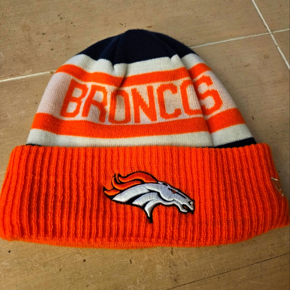 New Era NFL Broncos Beanie